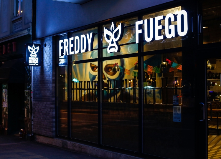 Freddy Fuego Eurosign Skilt Med Lys 2
